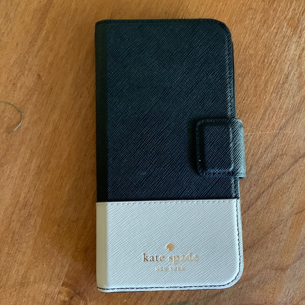 Kate Spade iPhone 7 wallet case